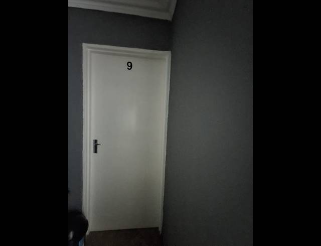 9 BEDROOM HOUSE FOR SALE IN BEDWORTH PARK